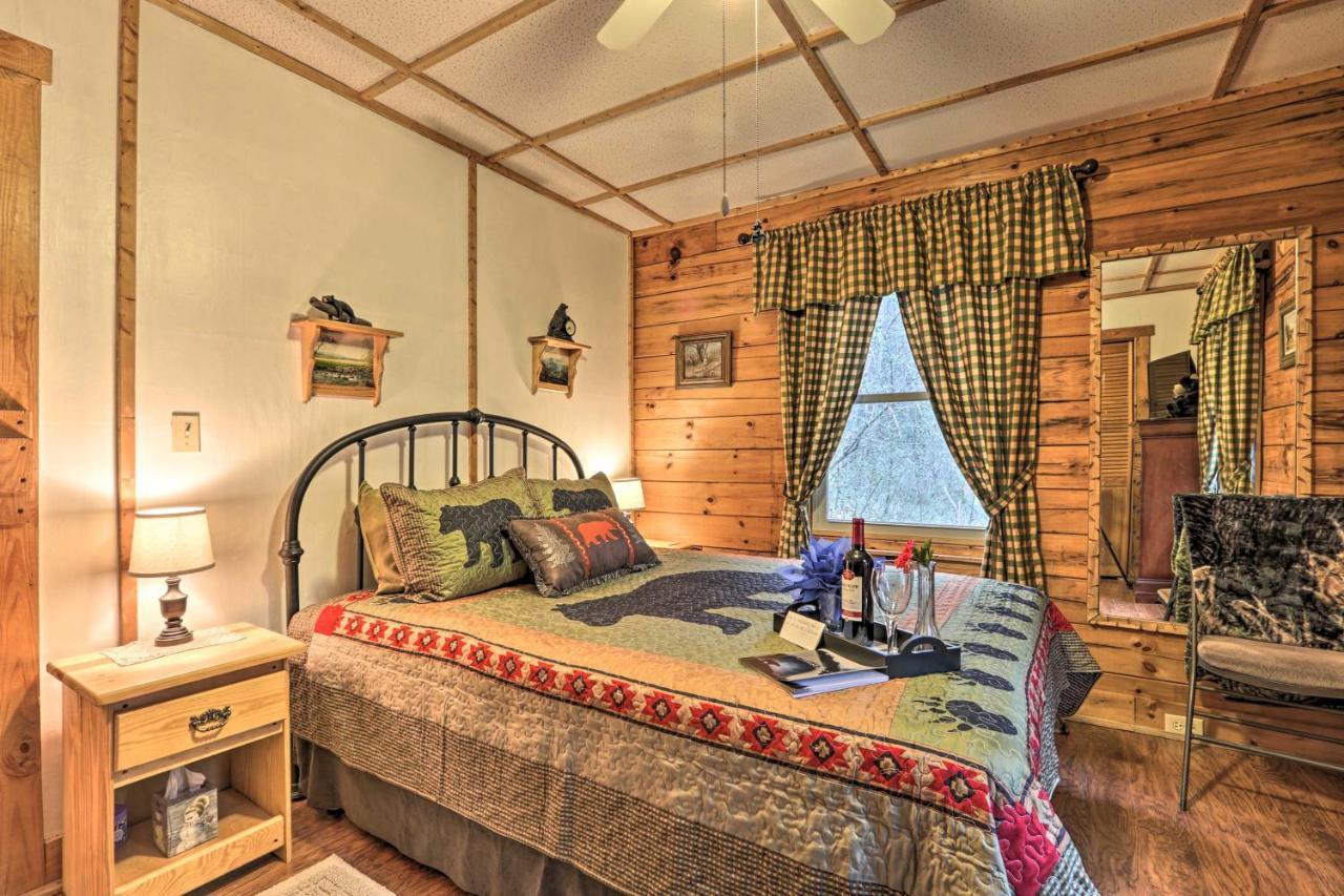 Smoky Mountain Cozy Cove Cabin Deck And Fire Pit! Cosby Екстер'єр фото